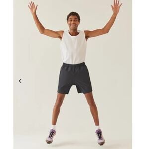 NWT Outdoor Voices High Stride 7" Short with Pockets -  XXL - black - XXL / 2XL